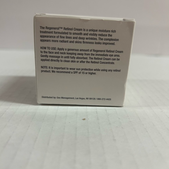 Consult Beaute Retinol Cream - Picture 8 of 9